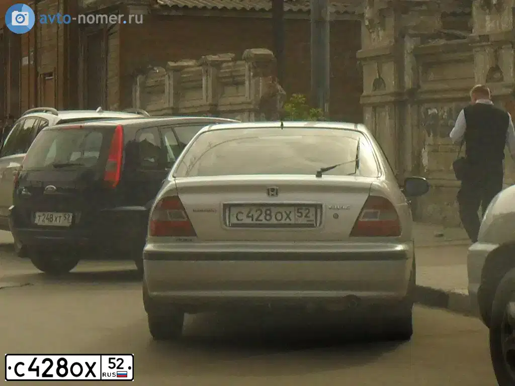 Фото автомобиля HONDA НОNDАСIVIС, 1999 — госномер С428ОХ52. Цвет: СВЕТЛО-СЕРЫЙ