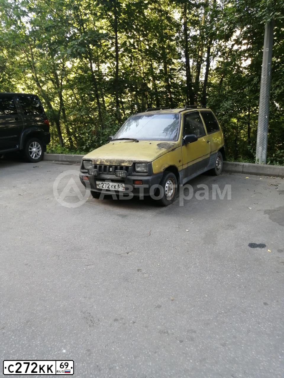 Фото автомобиля LADA OKA, 2005 — госномер Н487АС198. Цвет: Золотая Нива Мет