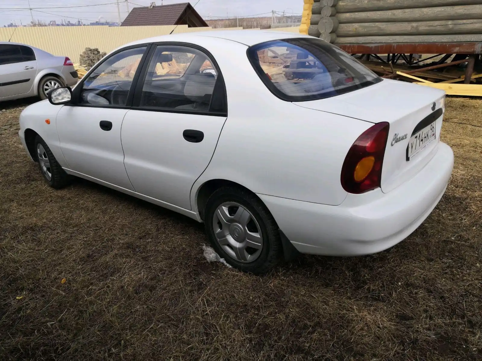 Фото автомобиля ZAZ CHANCE, 2012 — госномер У714НК96. Цвет: Белый