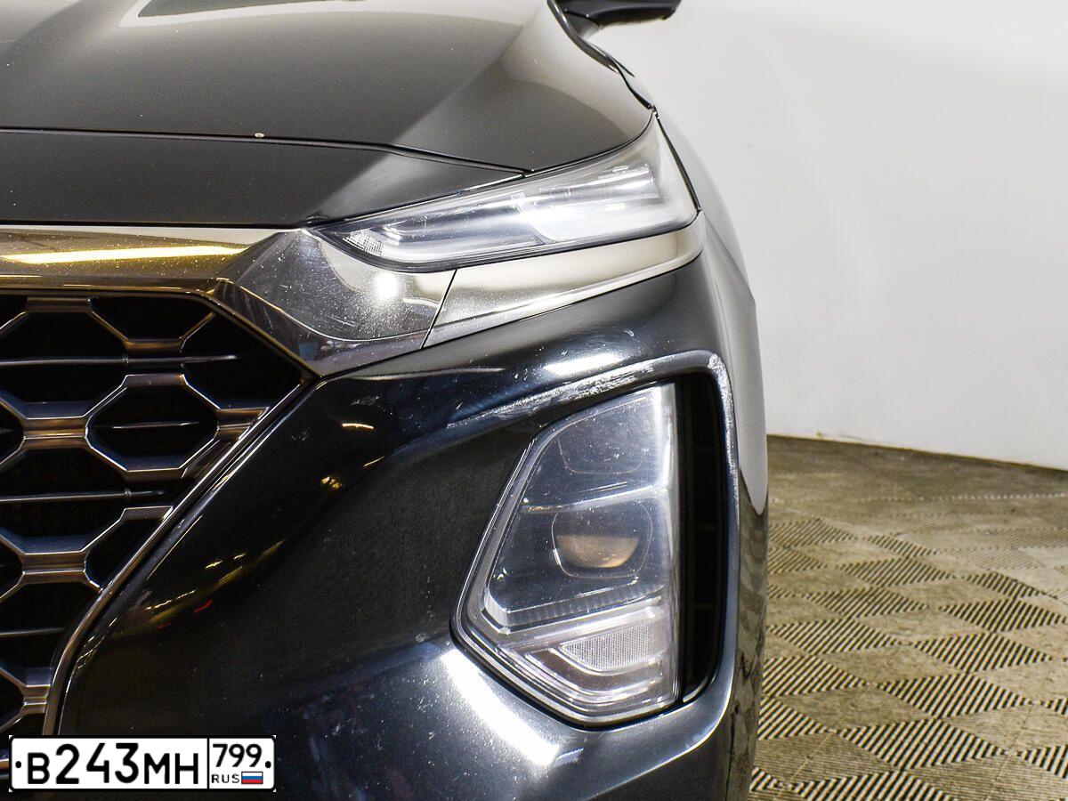 Фото автомобиля HYUNDAI SANTA FE, 2018 — госномер В243МН799. Цвет: ЧЕРНЫЙ