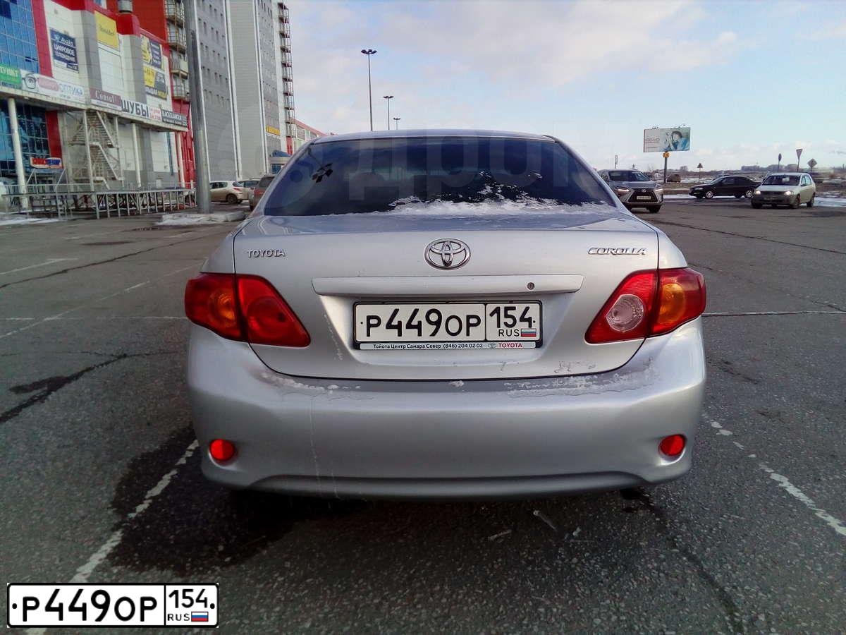 Фото автомобиля TOYOTA COROLLA, 2009 — госномер Р449ОР154. Цвет: Серебристый