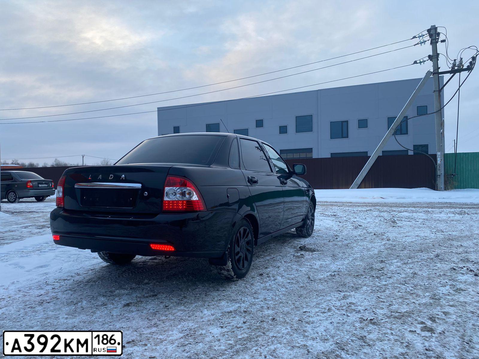 Фото автомобиля LADA 2170 PRIORA, 2017 — госномер А392КМ186. Цвет: ЧЕРНЫЙ