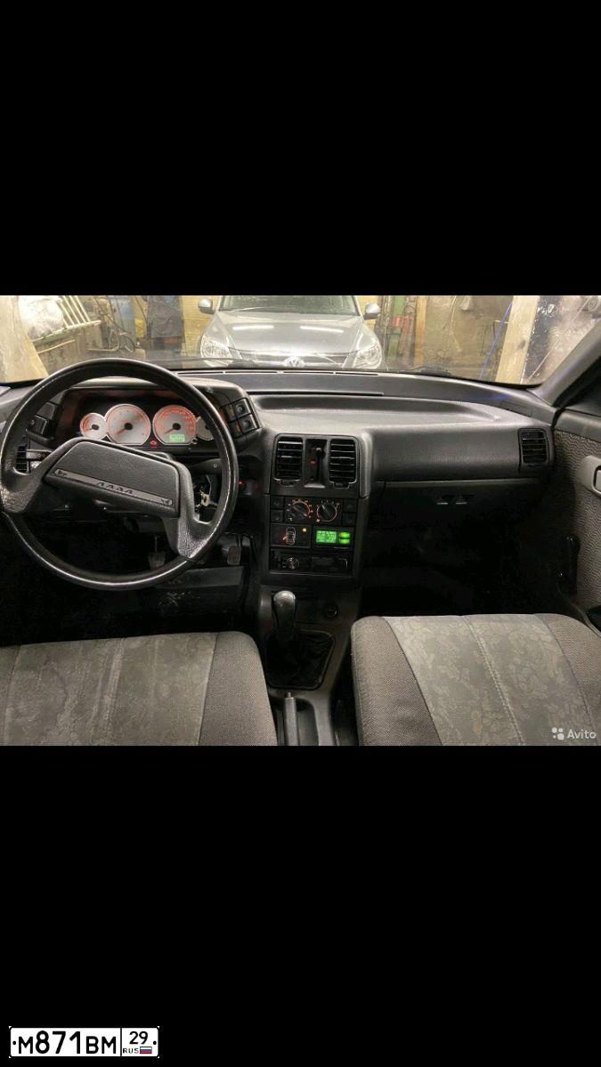 Фото автомобиля LADA 2110 LADA, 2000 — госномер С110СС29. Цвет: Красный
