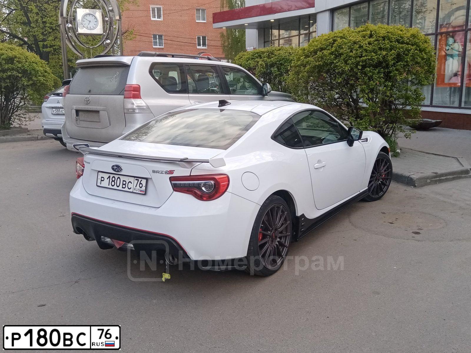 Фото автомобиля SUBARU СУБАРУ BRZ, 2020 — госномер Р180ВС76. Цвет: Белый