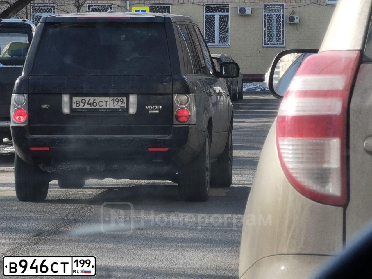 Фото автомобиля LANDROVER RANGE ROVER, 2009 — госномер В946СТ199. Цвет: ЧЕРНЫЙ