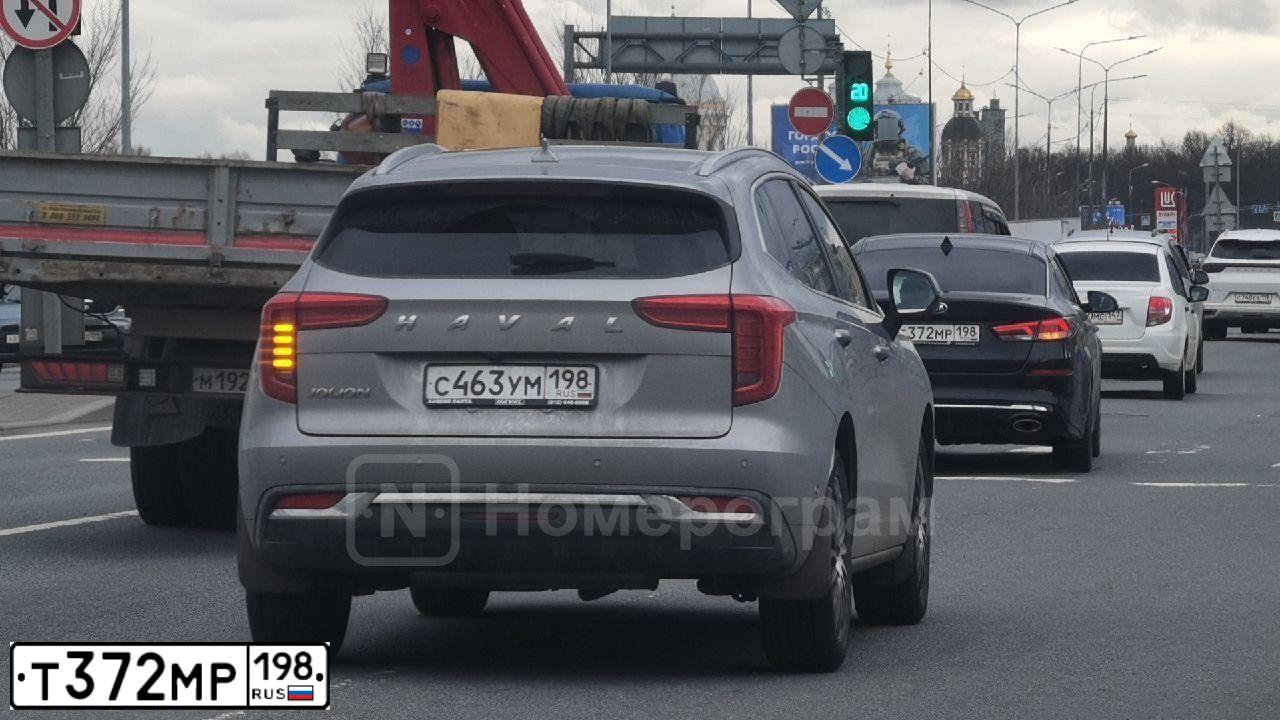 Фото автомобиля KIA SPORTAGE, 2017 — госномер Т372МР198. Цвет: СЕРЫЙ