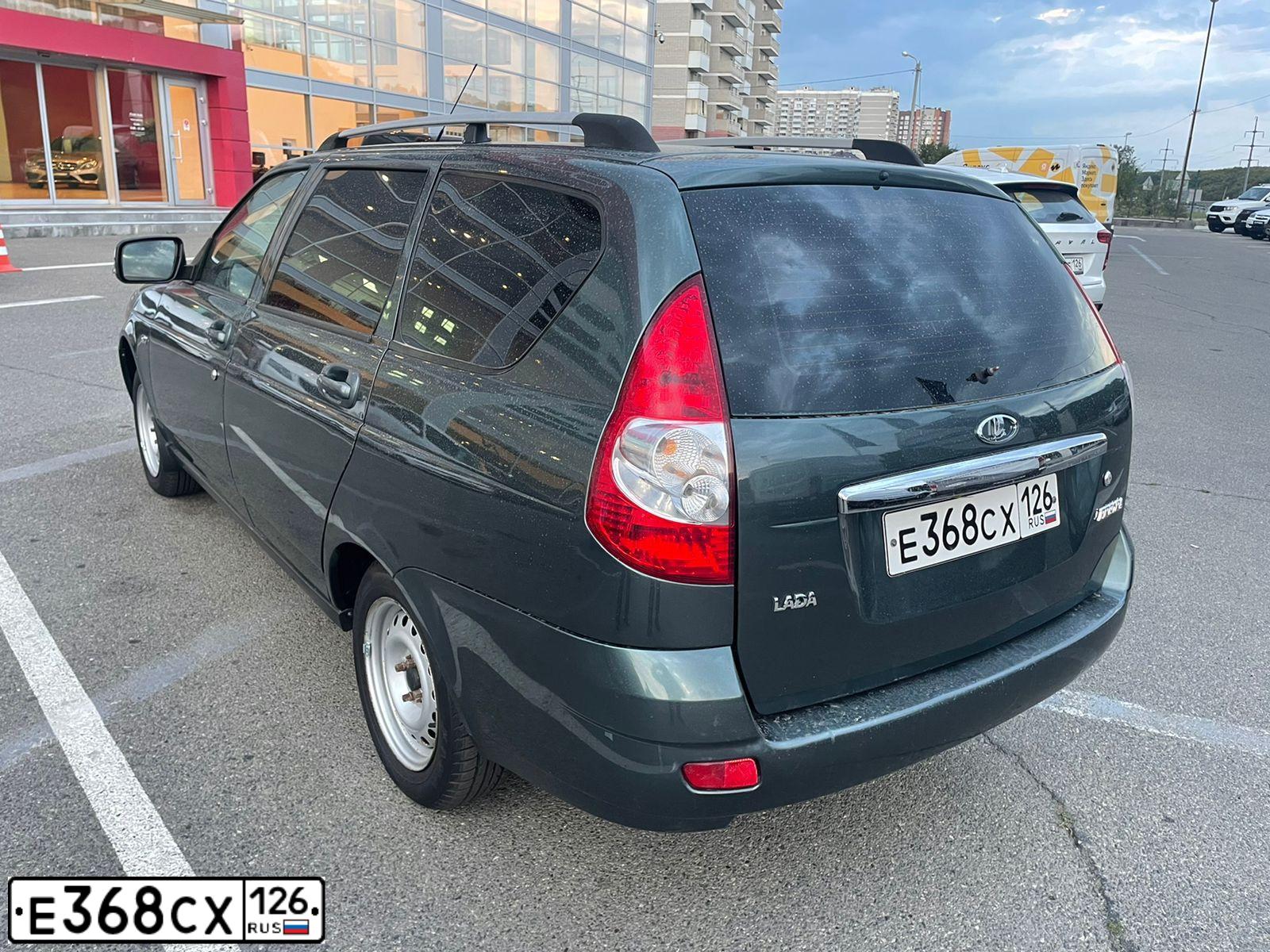 Фото автомобиля LADA 2171 PRIORA, 2012 — госномер Е368СХ126. Цвет: СЕРО-СИНЕ-ЗЕЛЕНЫЙ