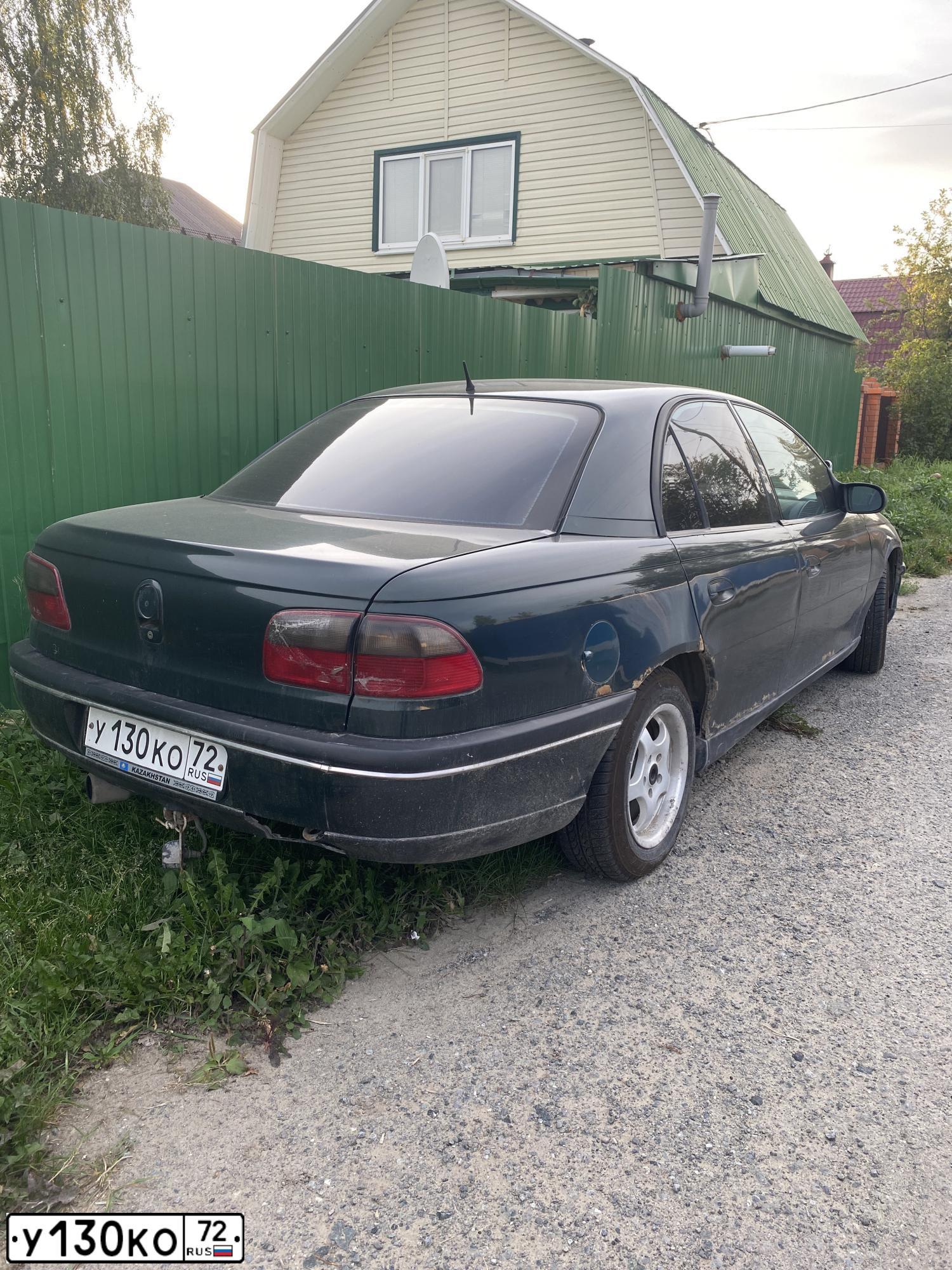 Фото автомобиля OPEL OMEGA, 1997 — госномер У130КО72. Цвет: ЗЕЛЕНЫЙ