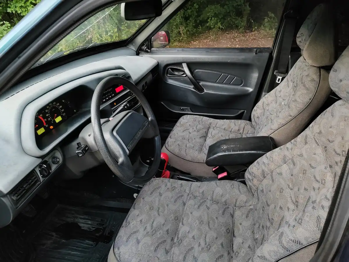 Фото автомобиля LADA 2114 SAMARA, 2007 — госномер У953МХ152. Цвет: Темно-зеленый