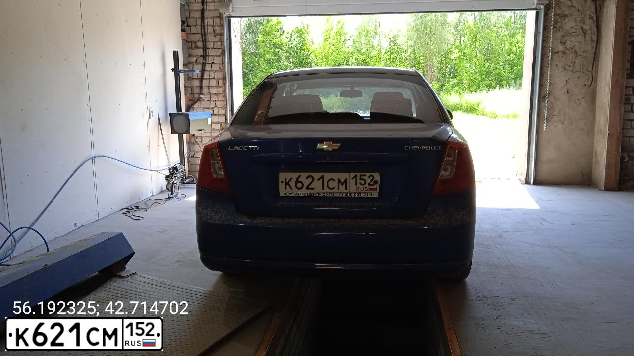 Фото автомобиля CHEVROLET LACETTI, 2006 — госномер К621СМ152. Цвет: СИНИЙ