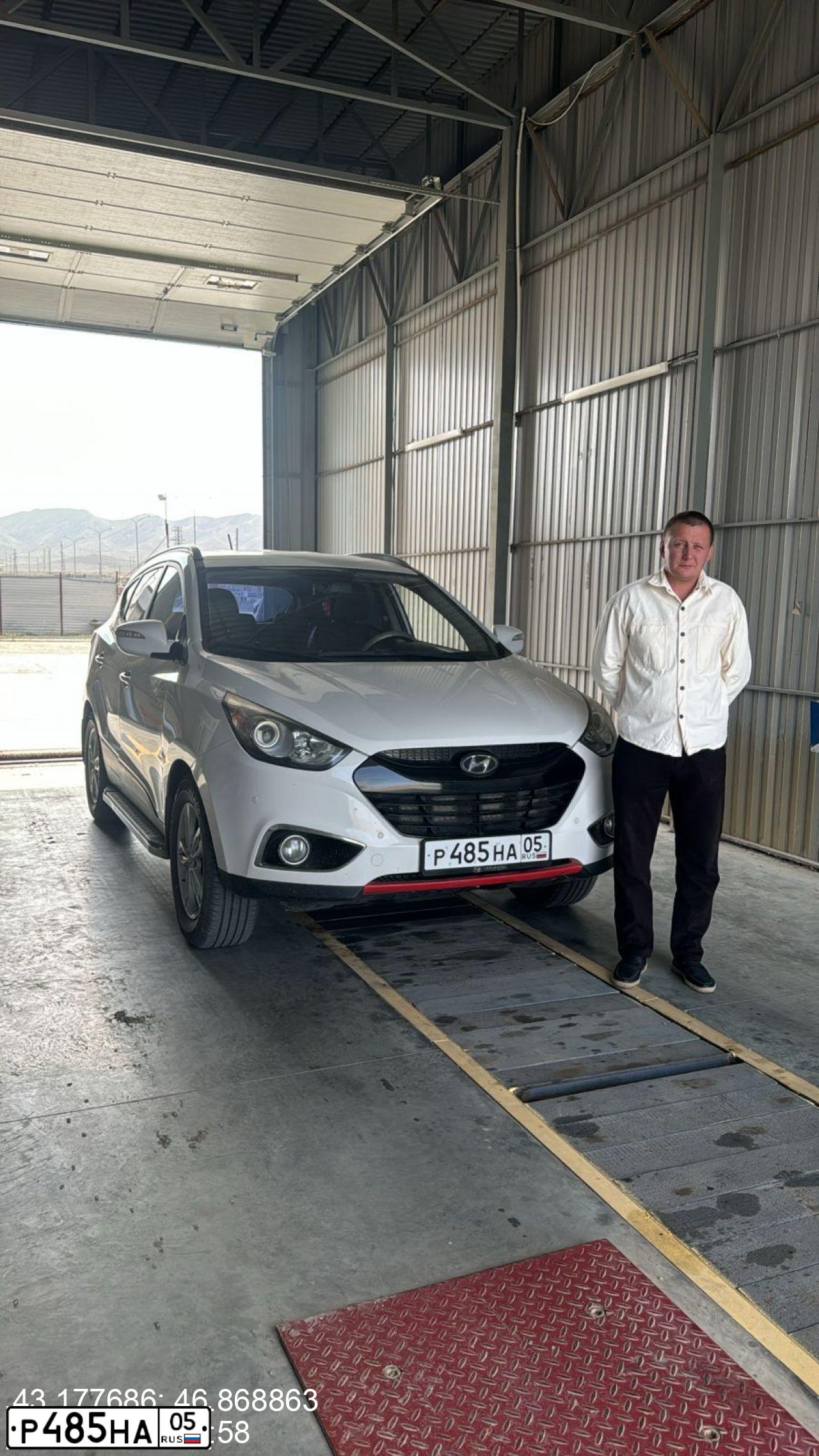 Фото автомобиля HYUNDAI IX35, 2013 — госномер К202ОР05. Цвет: Белый
