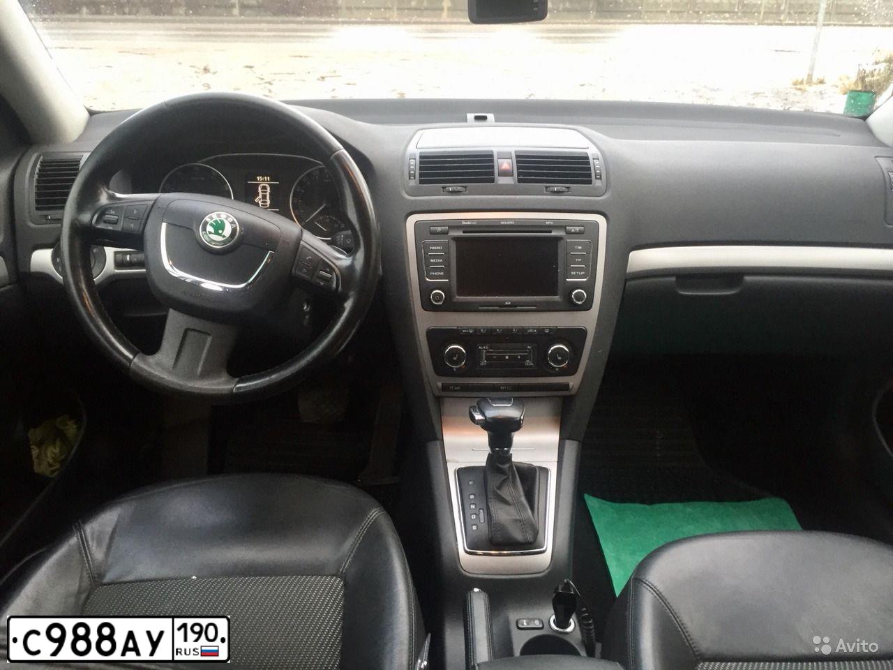 Фото автомобиля HYUNDAI ELANTRA, 2016 — госномер С364АА790. Цвет: Белый