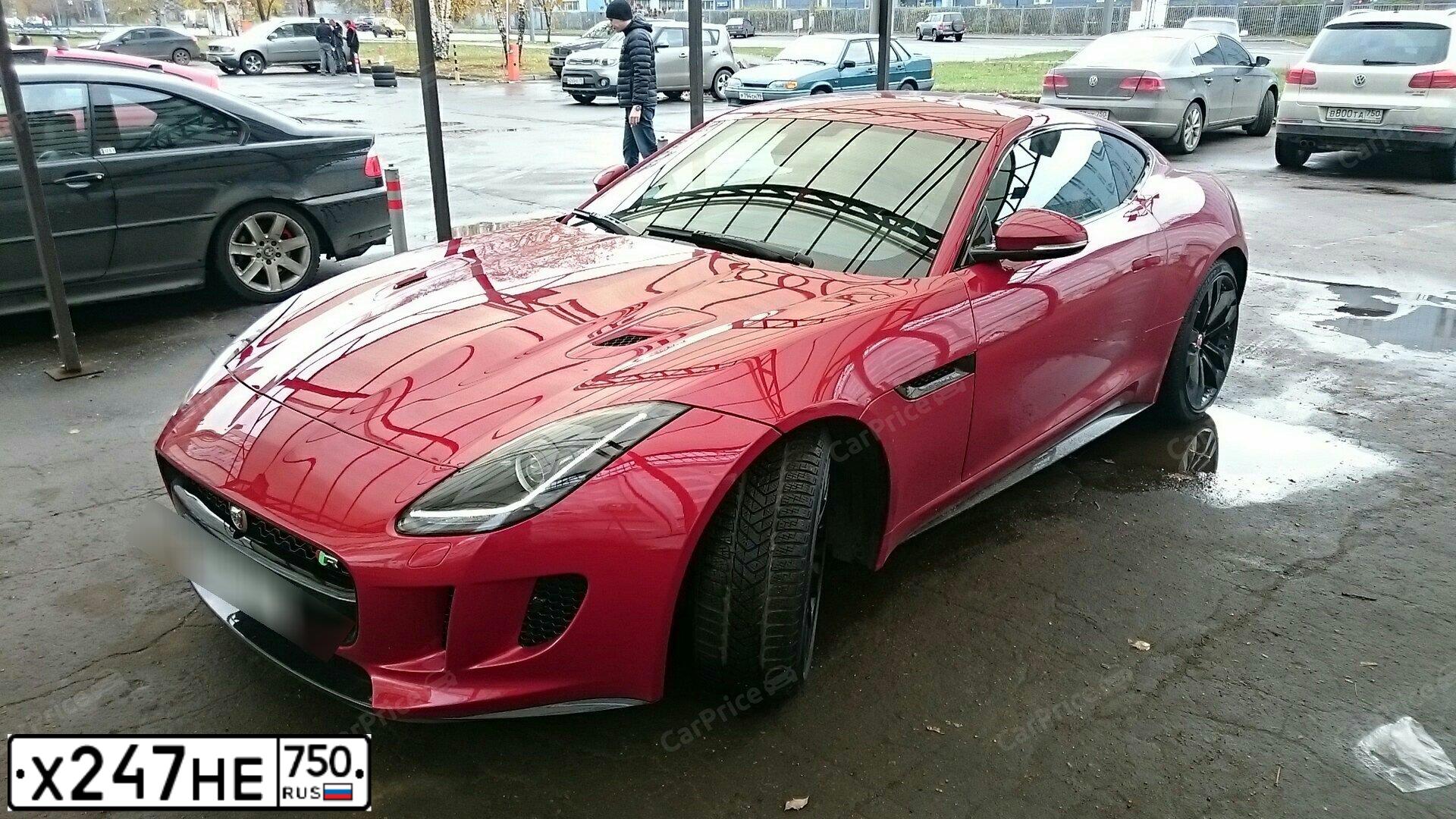 Фото автомобиля JAGUAR F-TYPE, 2016 — госномер О298ОН196. Цвет: Красный