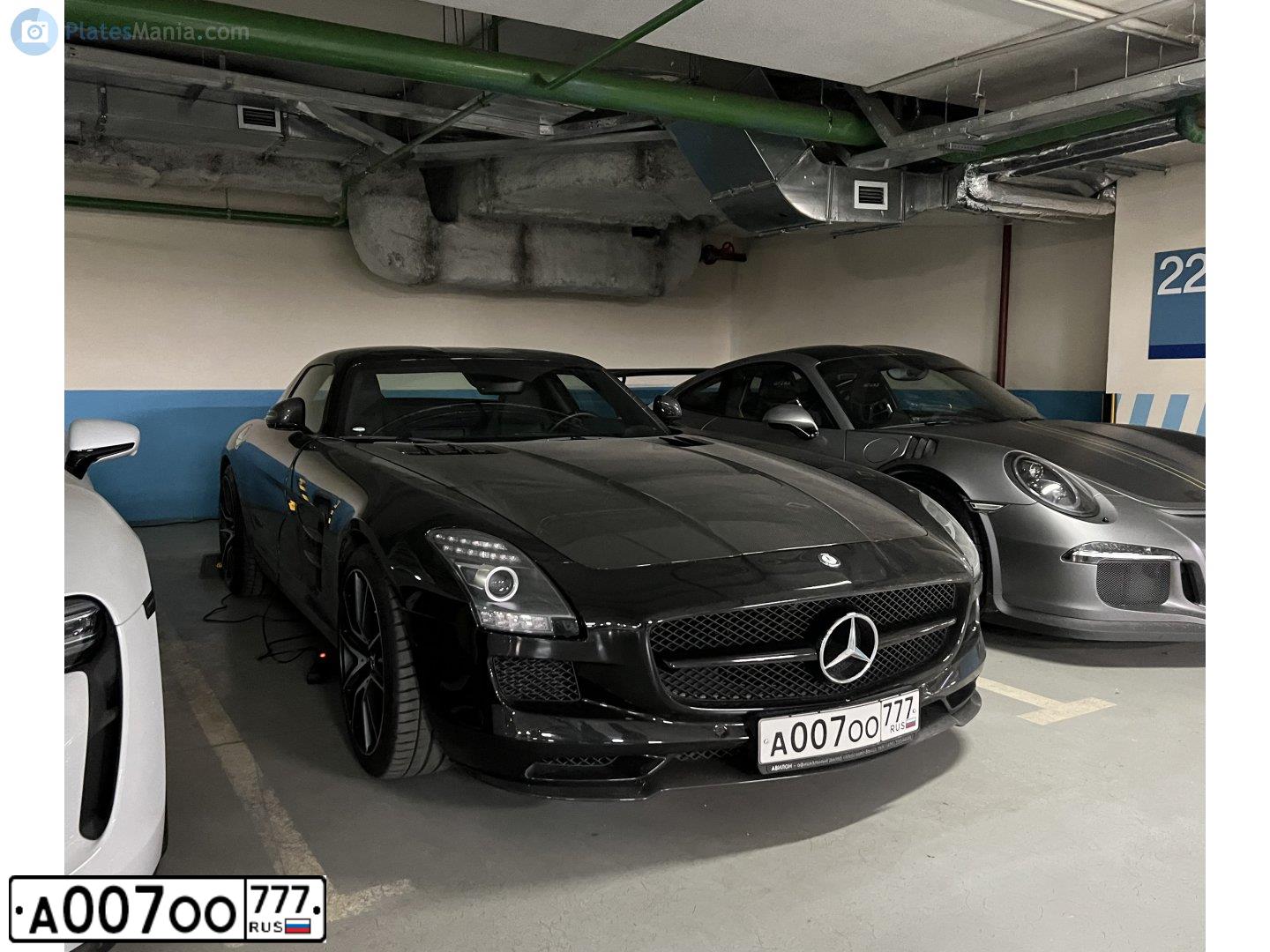 Фото автомобиля MERCEDES SLS AMG, 2012 — госномер А007ОО777. Цвет: ЧЕРНЫЙ