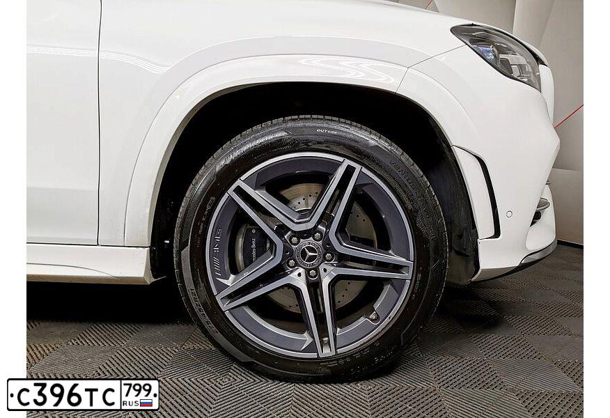 Фото автомобиля MERCEDES GLS-KLASSE, 2020 — госномер С787МТ198. Цвет: Белый