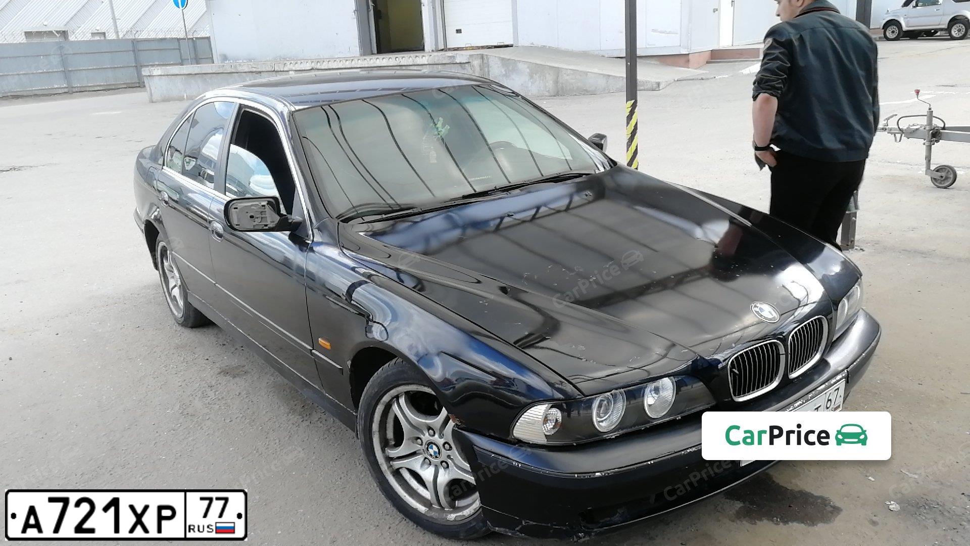 Фото автомобиля FORD TAURUS, 1995 — госномер М237НУ199. Цвет: СВЕТЛО-СЕРЫЙ