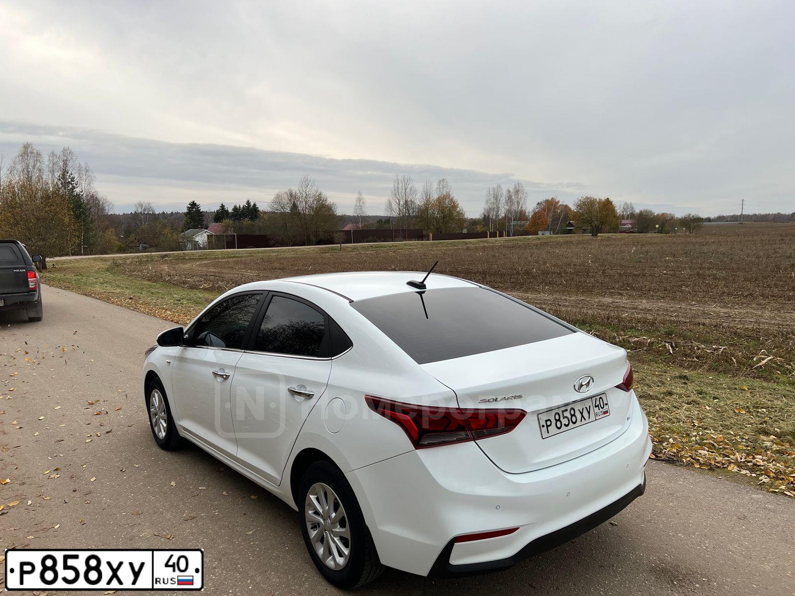 Фото автомобиля HYUNDAI SOLARIS, 2017 — госномер Н757ОМ750. Цвет: Белый