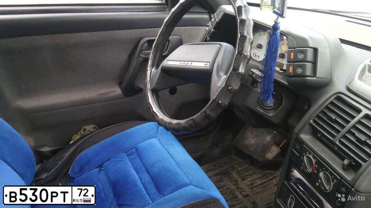 Фото автомобиля LADA 2112, 2001 — госномер В530РТ72. Цвет: СВЕТЛО-СЕРЕБРИСТЫЙ МЕТАЛЛ