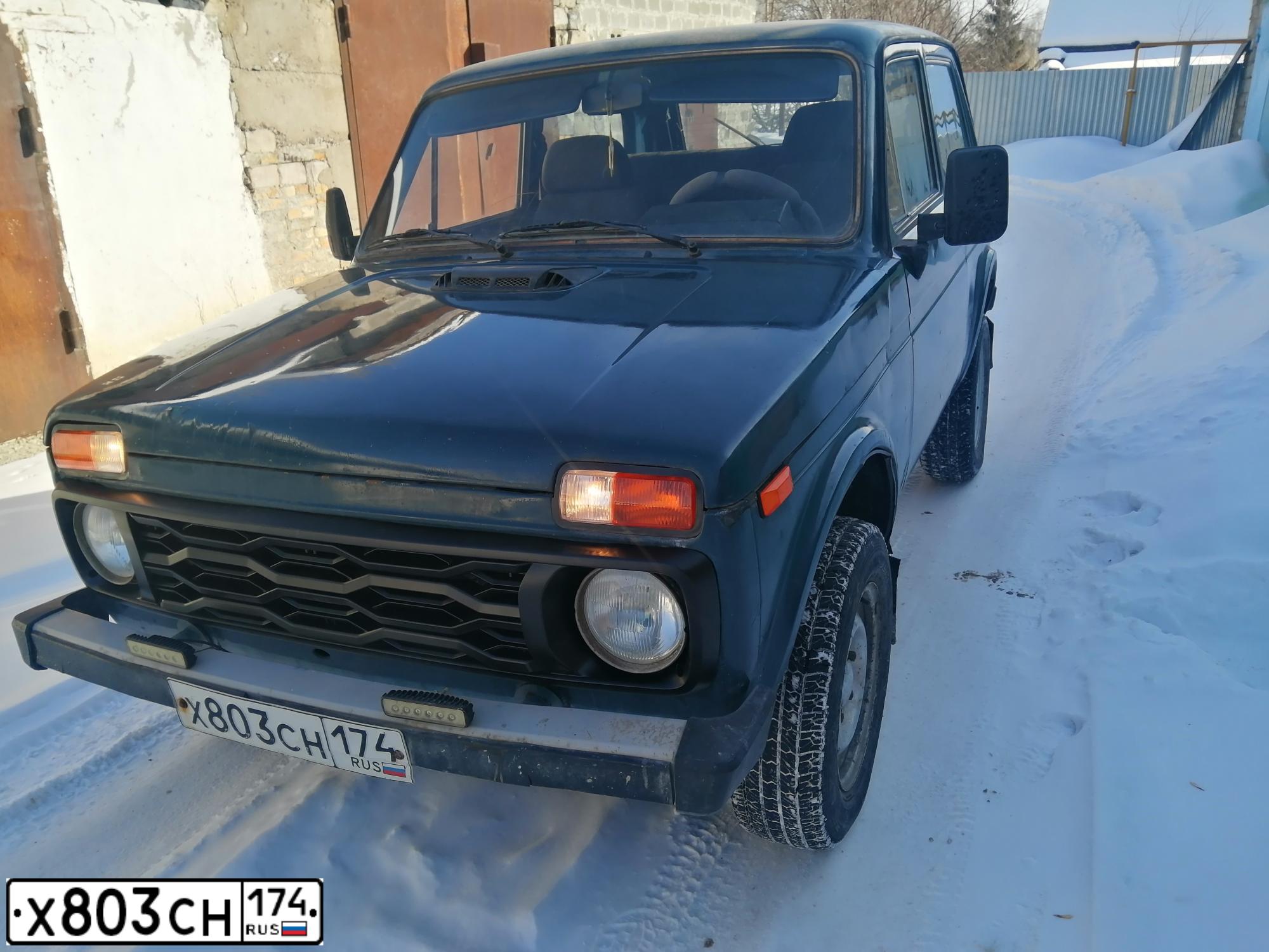 Фото автомобиля LADA 2121 NIVA, 1998 — госномер У495КВ774. Цвет: СИНЕ-ЗЕЛЕНЫЙ