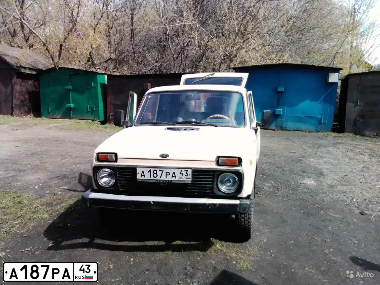 Фото автомобиля LADA 2121 NIVA, 1996 — госномер А187РА43. Цвет: Белый