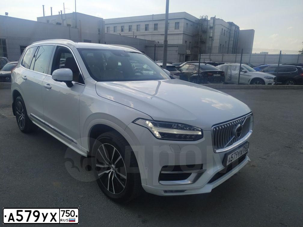 Фото автомобиля VOLVO XC90, 2019 — госномер Х762ЕЕ797. Цвет: ЖЕМЧУЖНО-БЕЛЫЙ