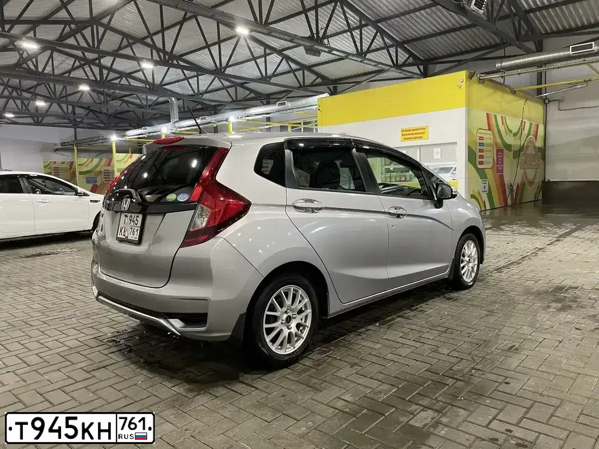 Фото автомобиля LADA 2112, 2005 — госномер Т945КН761. Цвет: Серый