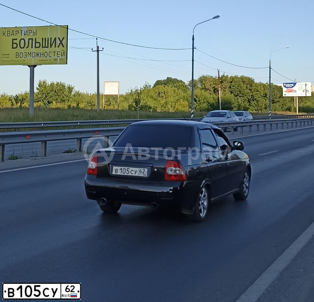 Фото автомобиля GAZ 2752 SOBOL, 2008 — госномер В105СУ62. Цвет: Светло-золотистый