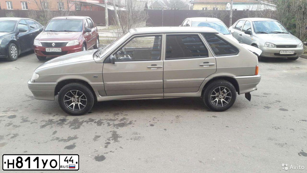 Фото автомобиля RENAULT LOGAN, 2010 — госномер Н202УР76. Цвет: Красный