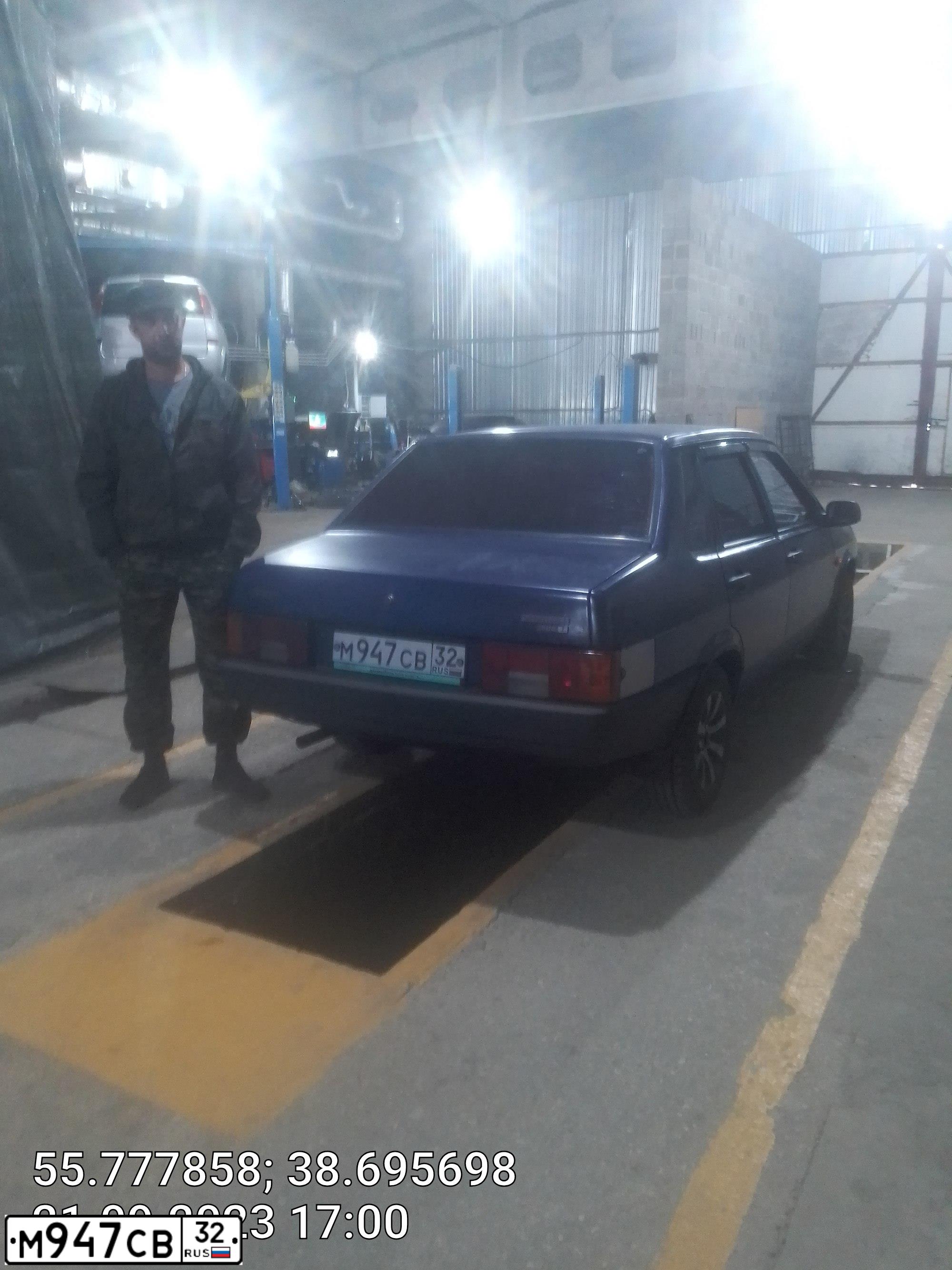 Фото автомобиля LADA 2109 SAMARA, 2003 — госномер К667МА07. Цвет: СЕРЕБРИСТЫЙ ЯРКО-СИНИЙ