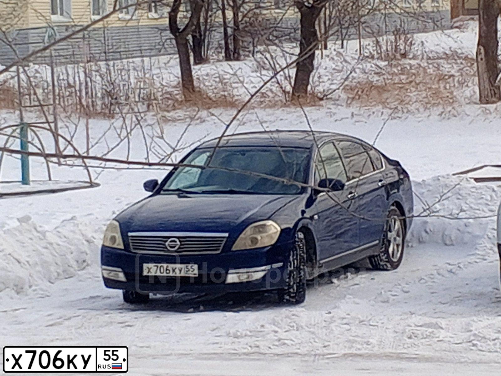 Фото автомобиля NISSAN TEANA, 2007 — госномер Х706КУ55. Цвет: Темно-синий