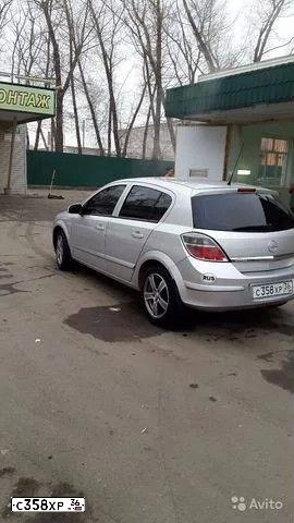 Фото автомобиля OPEL ASTRA, 2008 — госномер С358ХР36. Цвет: СЕРЕБРИСТЫЙ