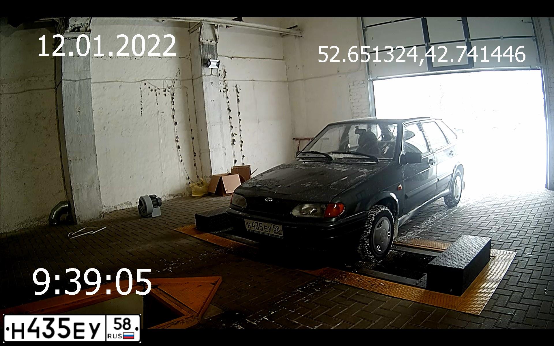 Фото автомобиля LADA 2114, 2010 — госномер Р663ЕВ68. Цвет: СЕРО-СИНЕ-ЗЕЛЕНЫЙ