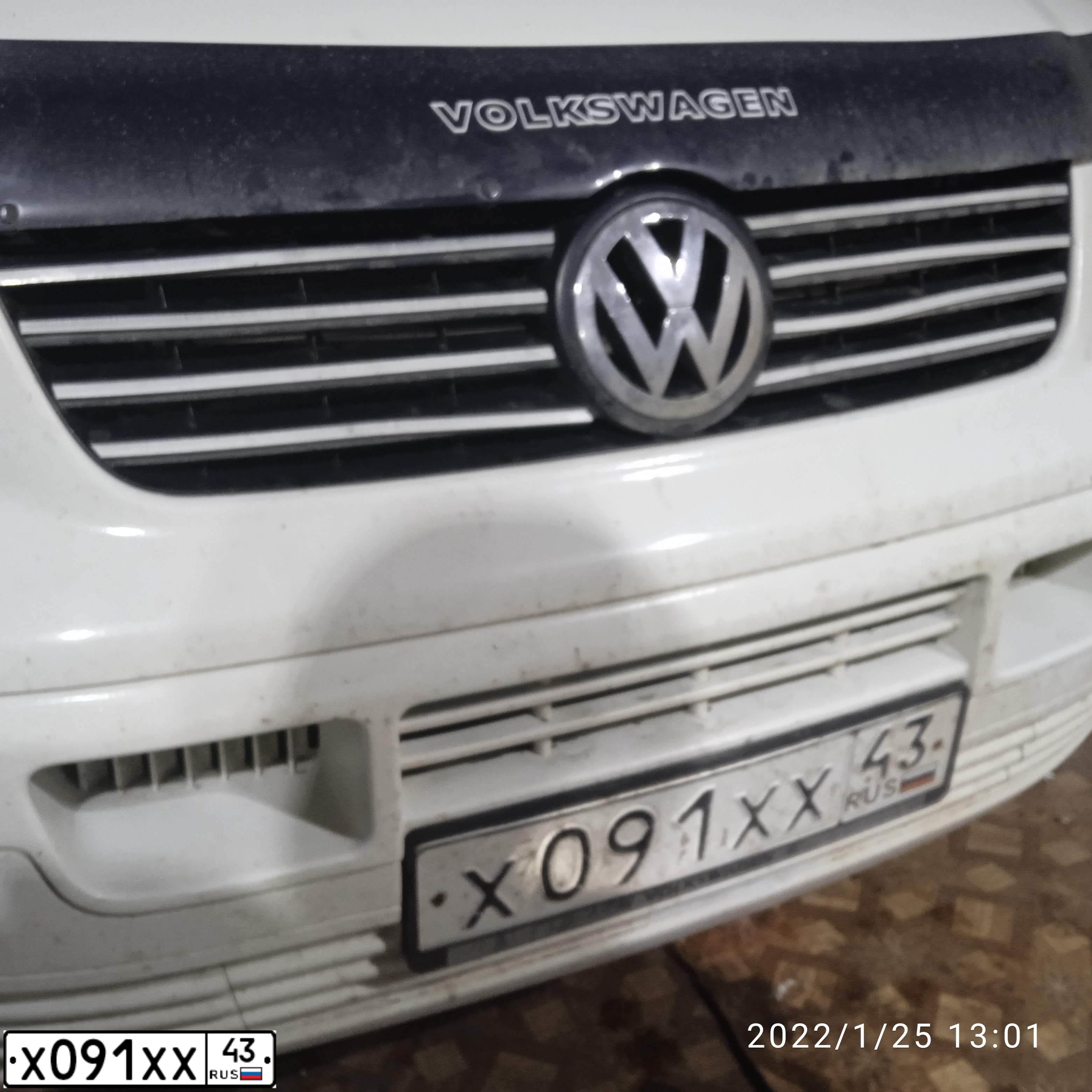 Фото автомобиля VOLKSWAGEN TRANSPORTER, 2003 — госномер Р173ТЕ11. Цвет: Белый