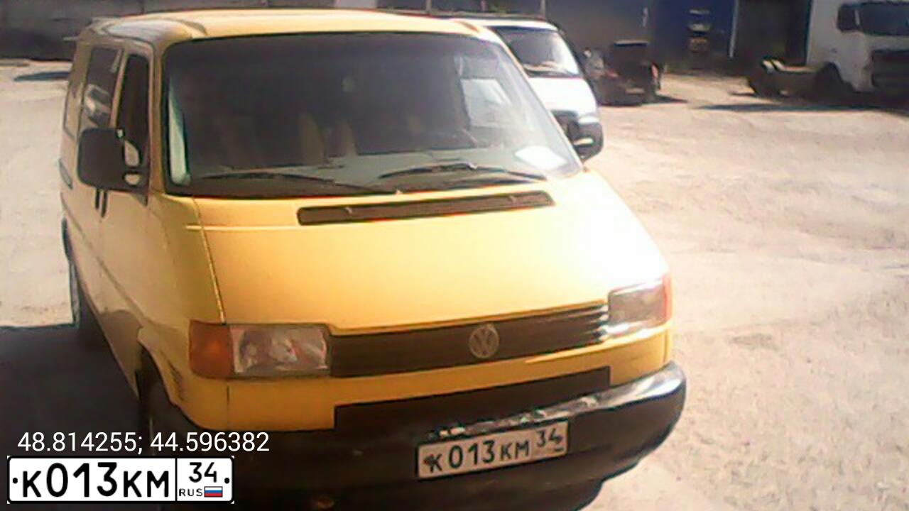 Фото автомобиля VOLKSWAGEN TRANSPORTER, 1998 — госномер О093АО134