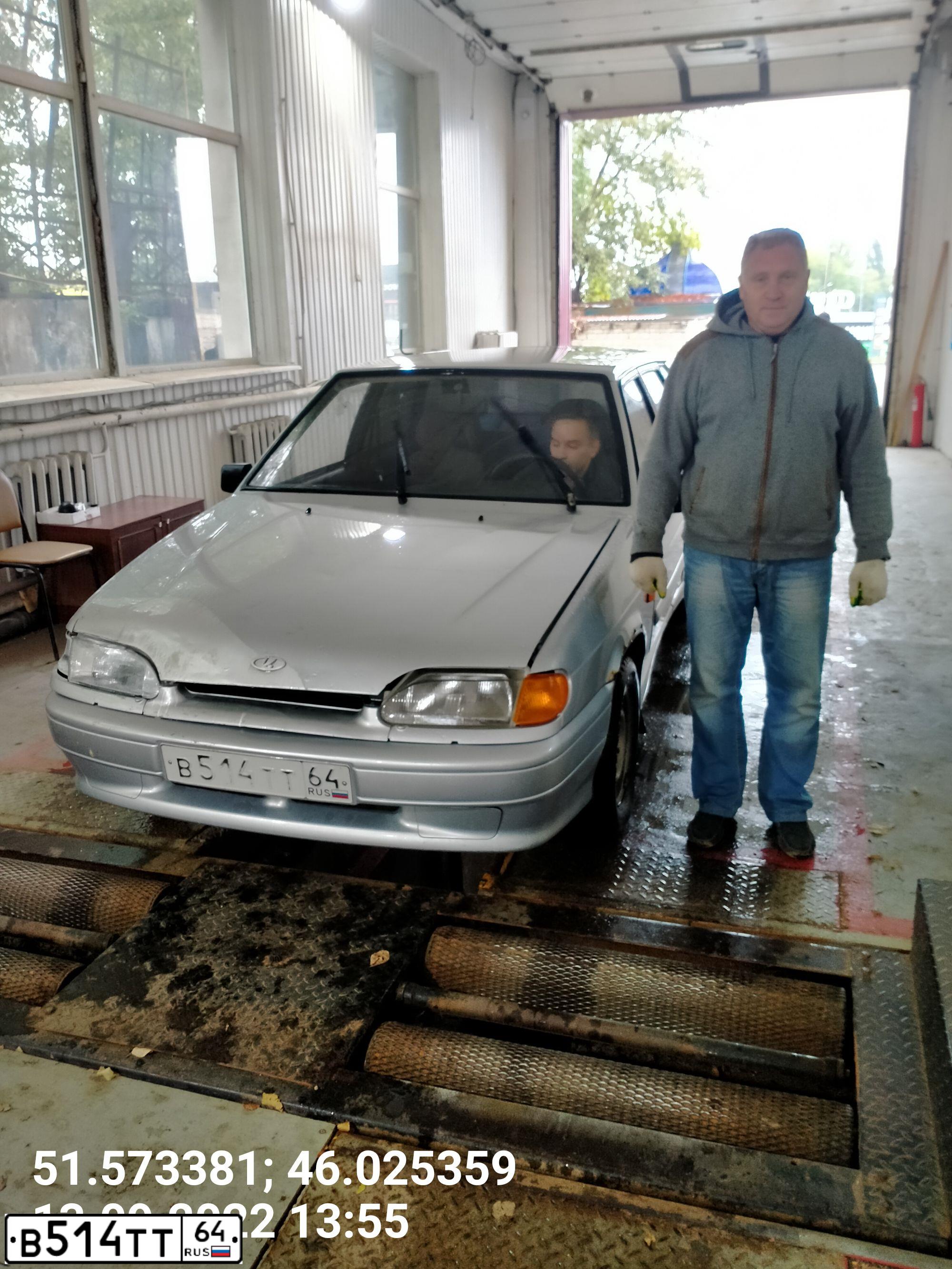 Фото автомобиля LADA 2114, 2008 — госномер М495УР164