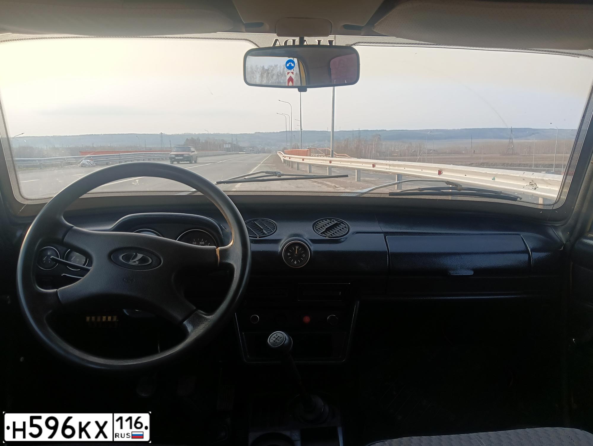 Фото автомобиля LADA 2106 LADA, 1999 — госномер Н596КХ116. Цвет: ЗОЛОТОЙ