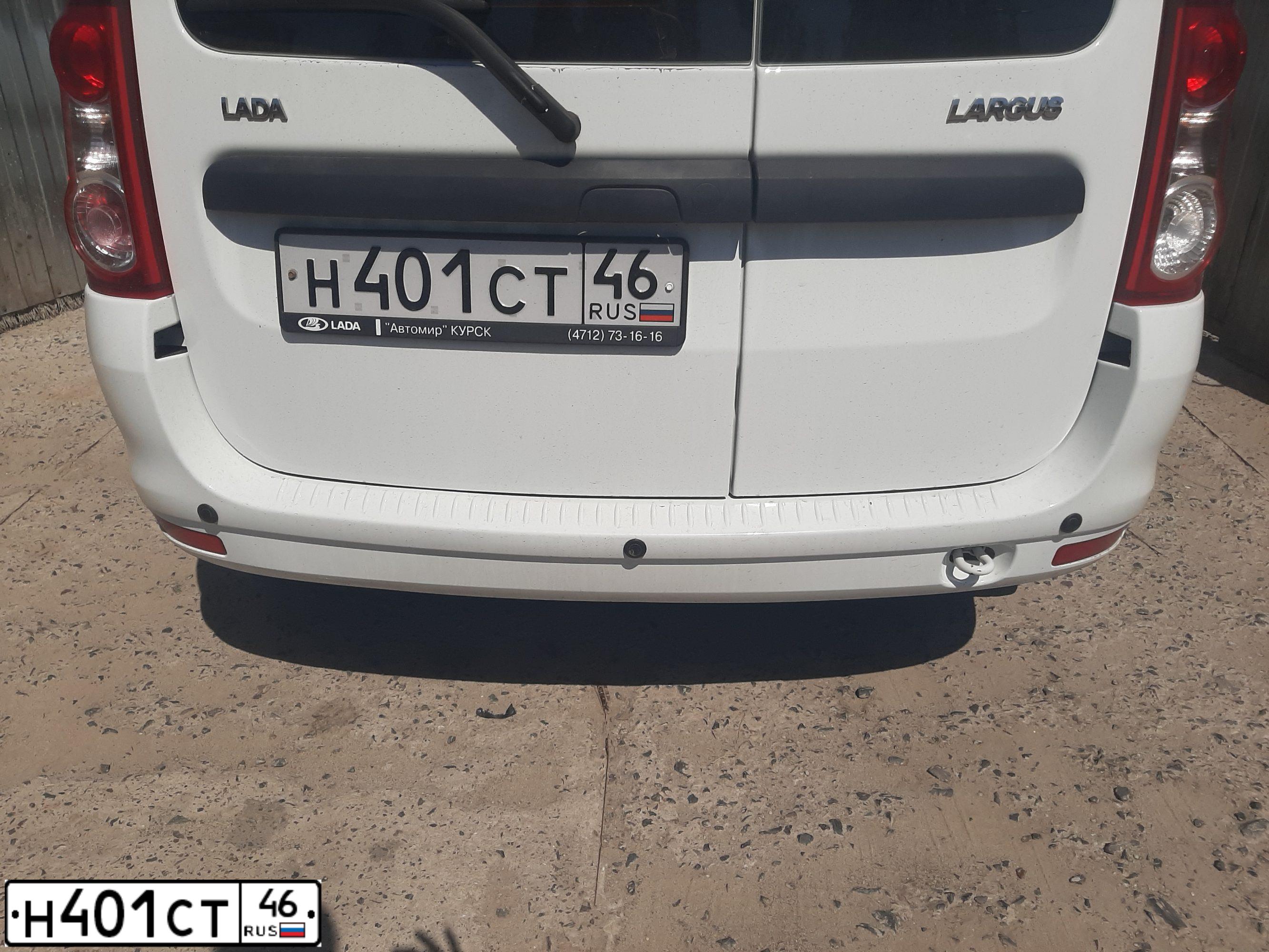 Фото автомобиля LADA LARGUS, 2017 — госномер Н401СТ46. Цвет: Белый