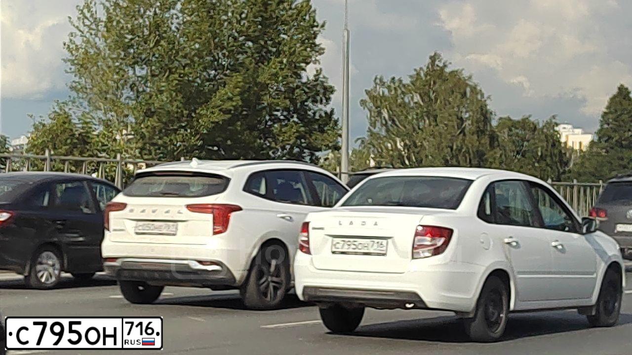 Фото автомобиля VAZ LADA GRANTA 219040, 2023 — госномер С795ОН716. Цвет: Белый