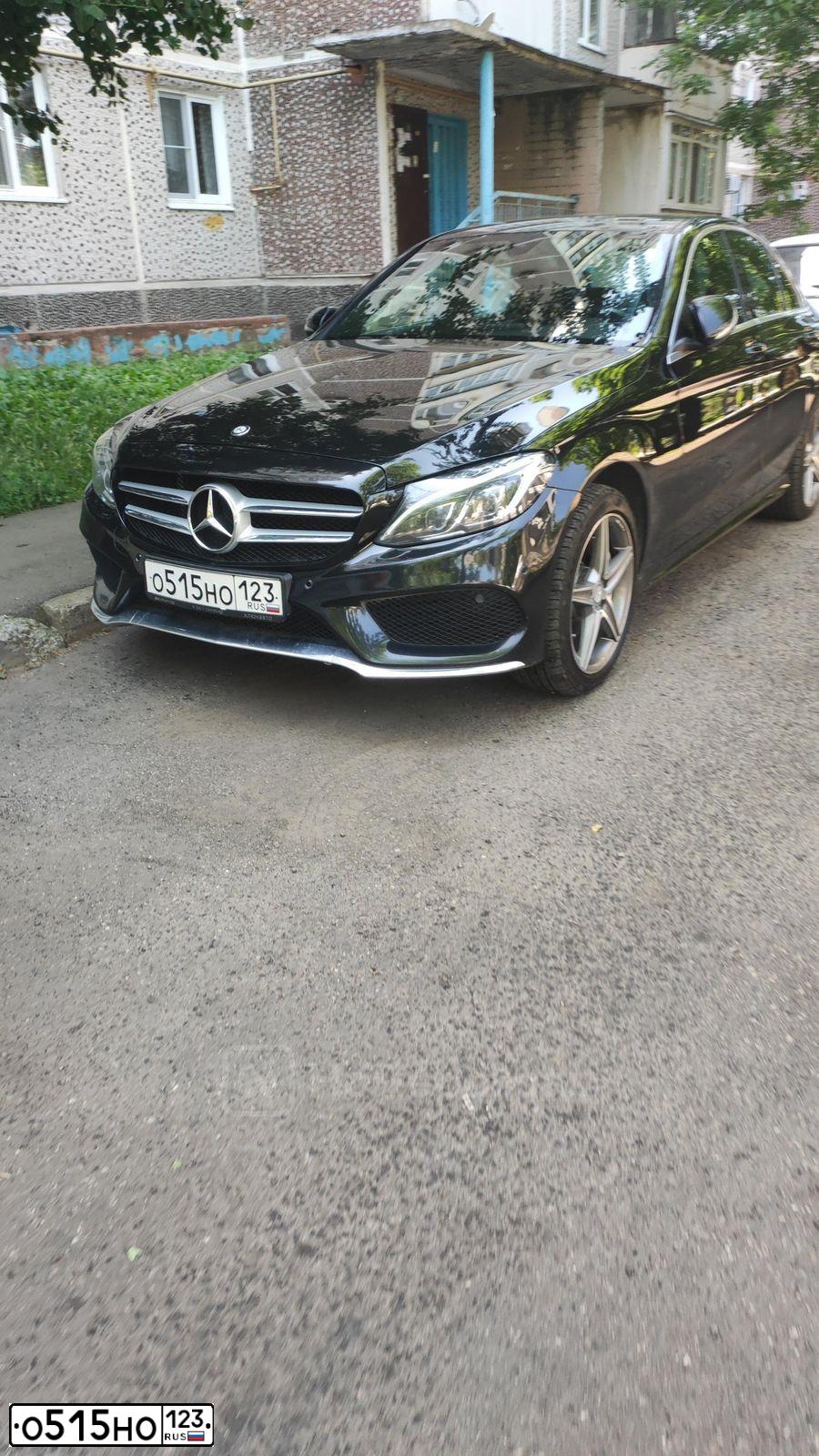Фото автомобиля MERCEDES C-KLASSE, 2014 — госномер О515НО123. Цвет: ЧЕРНЫЙ