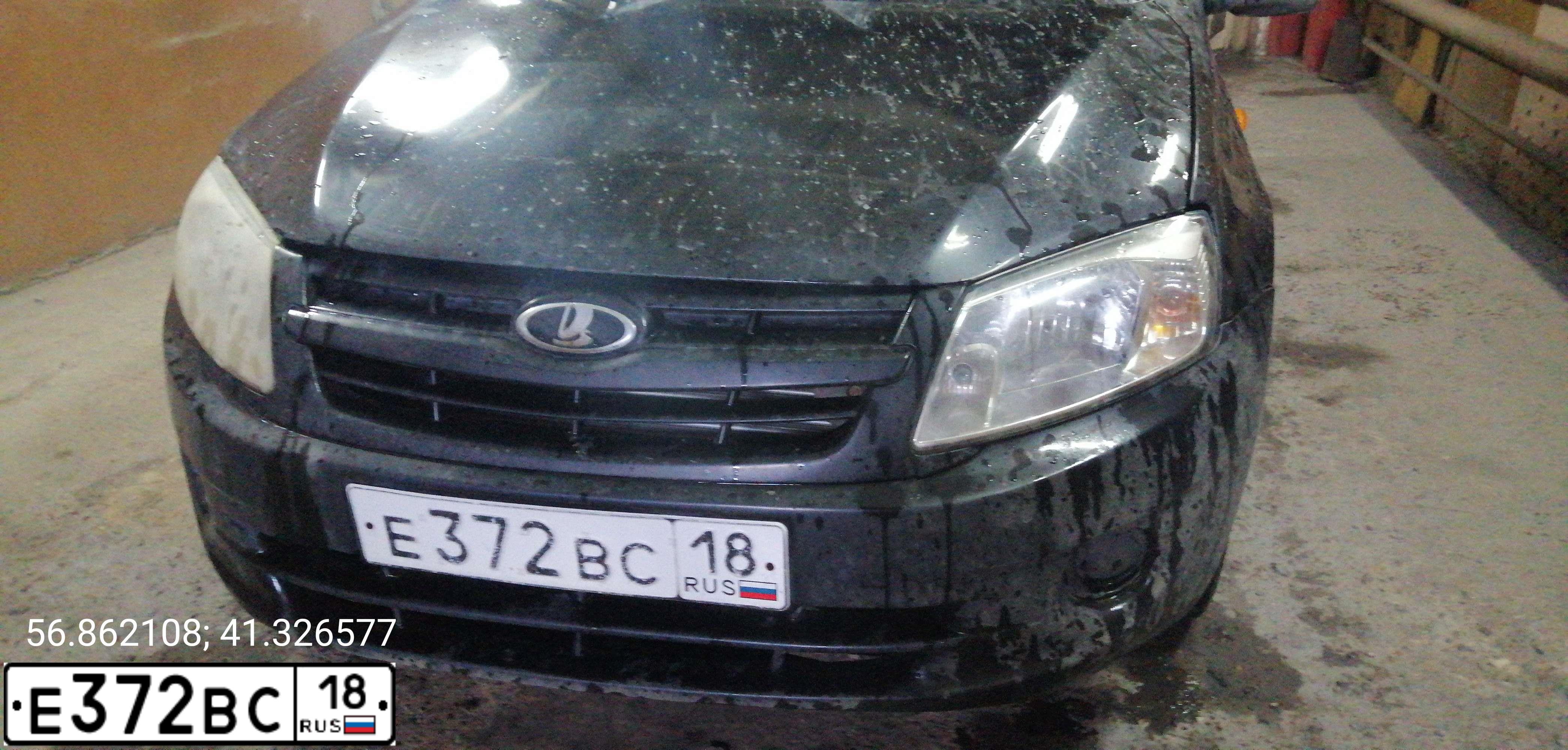 Фото автомобиля LADA 2190 GRANTA, 2012 — госномер Е372ВС18. Цвет: серебристо-коричневый