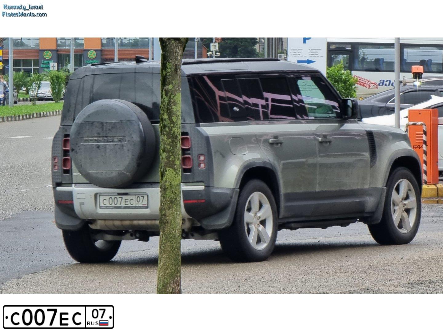 Фото автомобиля MERCEDES E-KLASSE, 2012 — госномер О856ОО95. Цвет: БЕЛЫЙ ЖЕЛТЫЙ СЕРЫЙ