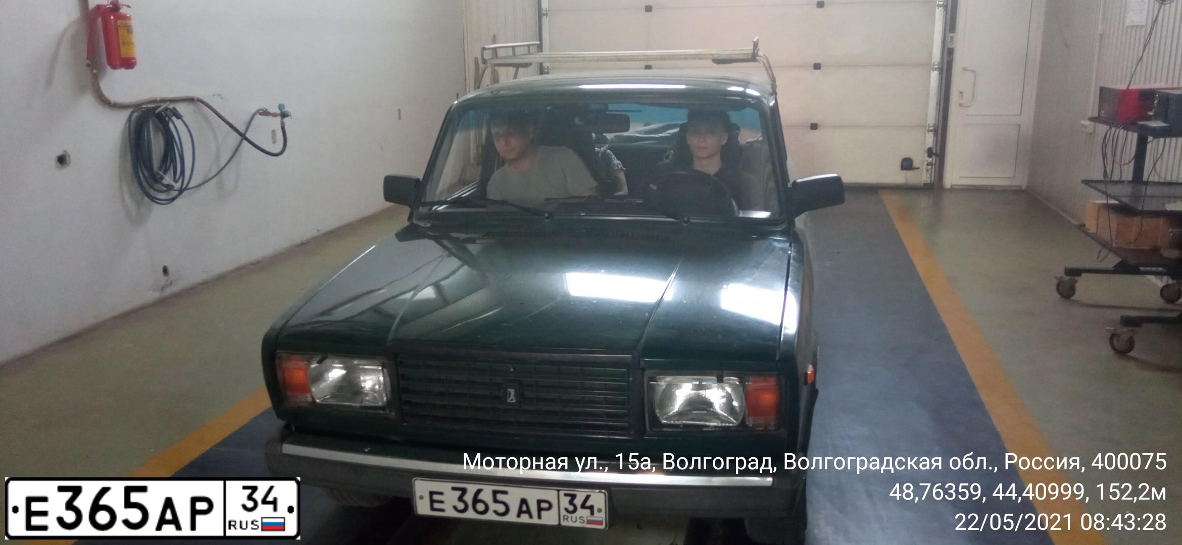 Фото автомобиля LADA 2107 LADA, 1999 — госномер Е365АР34. Цвет: ЗЕЛЕНЫЙ