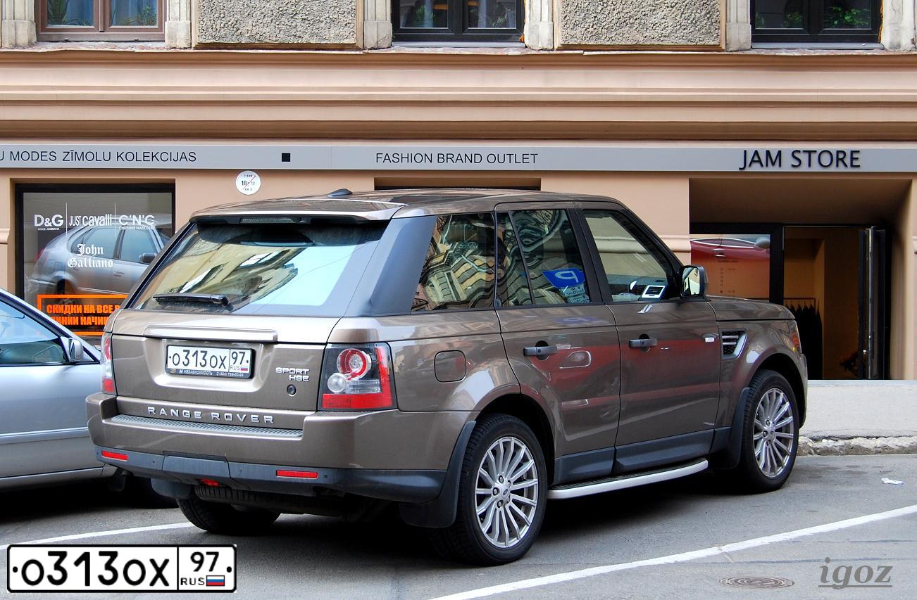 Фото автомобиля LAND-ROVER ЛЕНД РОВЕР РЕНДЖ РОВЕР, 2014 — госномер О313ОХ97. Цвет: Белый