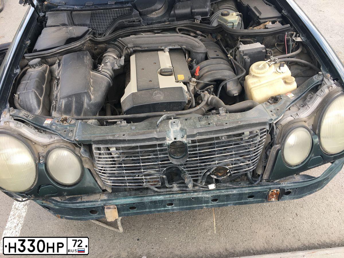 Фото автомобиля MERCEDES E-KLASSE, 1997 — госномер Н330НР72. Цвет: ЗЕЛЕНЫЙ