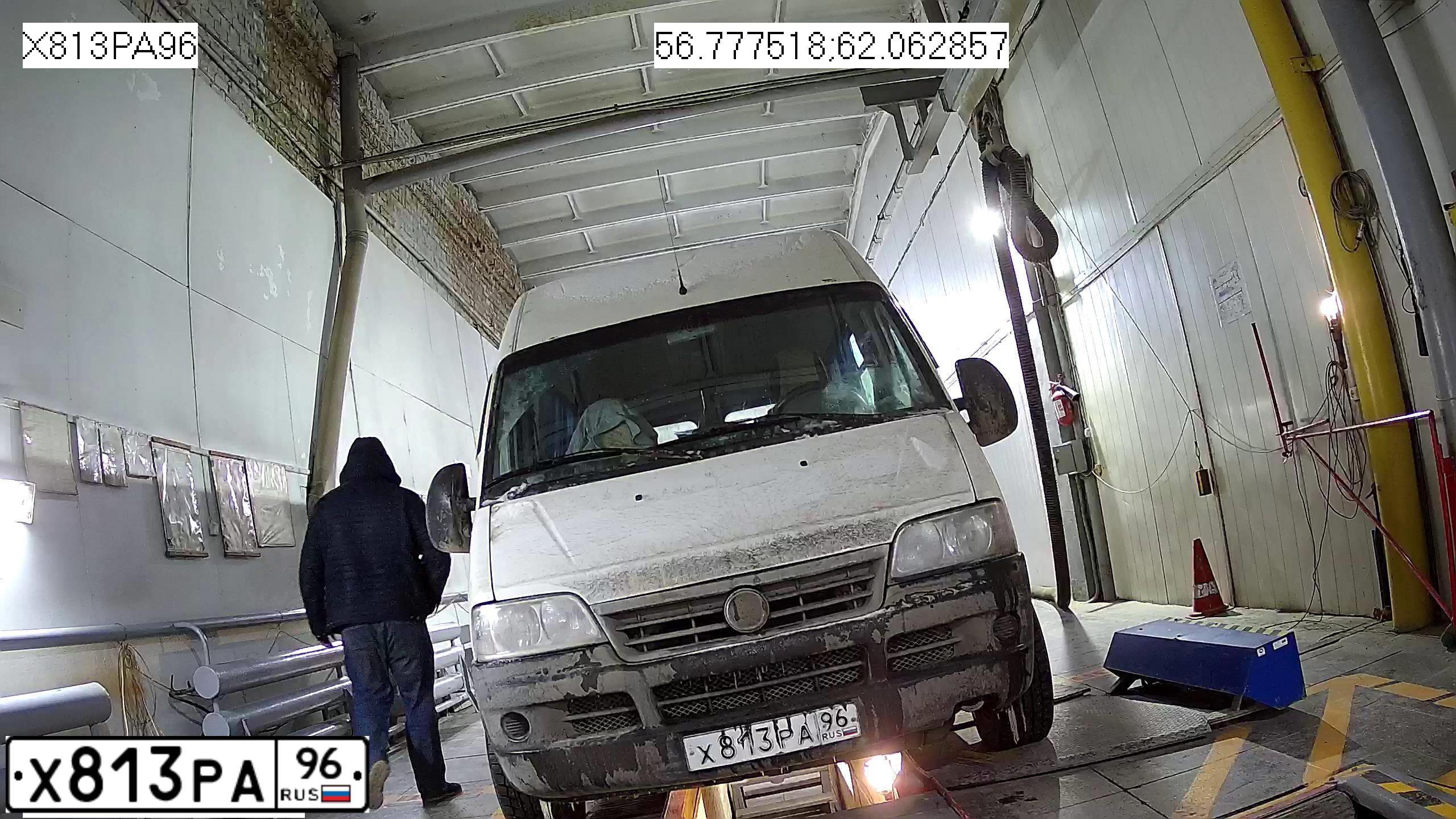 Фото автомобиля FIAT DUCATO, 2011 — госномер С162МК196. Цвет: Белый