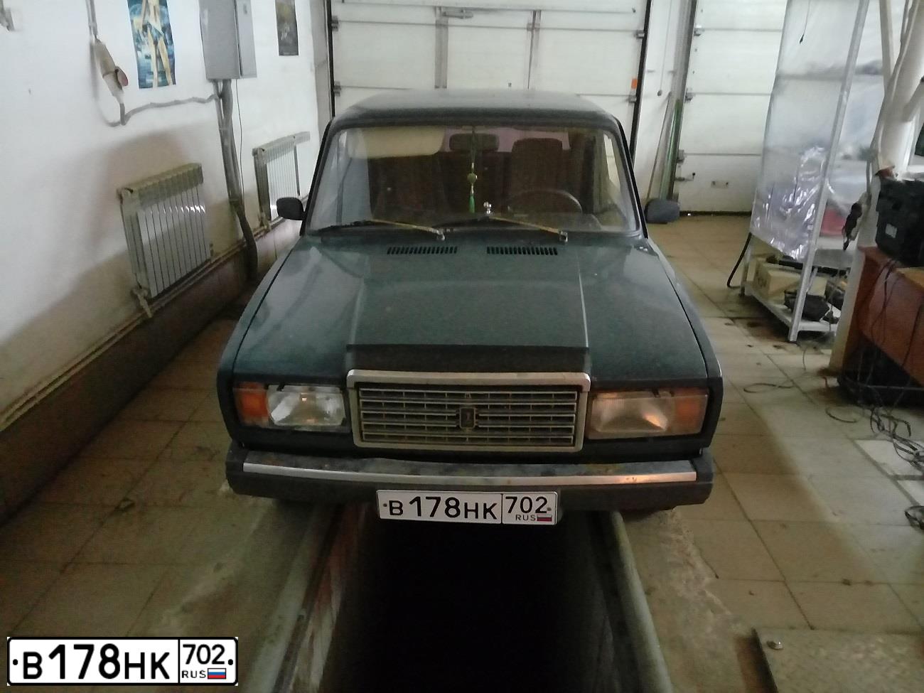 Фото автомобиля LADA 2107, 2004 — госномер В178НК702. Цвет: сине-зеленый