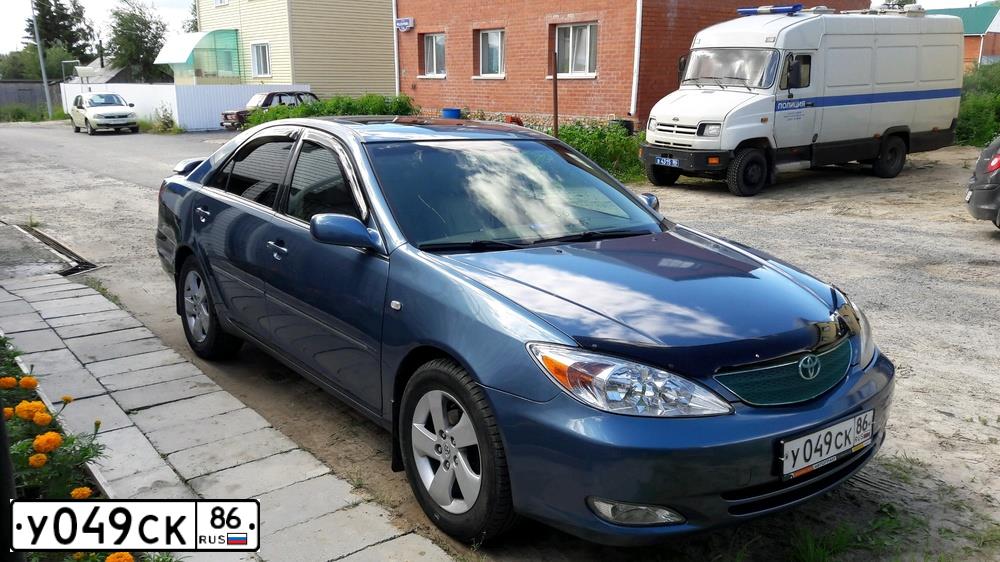 Фото автомобиля TOYOTA CAMRY, 2002 — госномер С682МН45. Цвет: СИНИЙ (СЕРО-ГОЛУБОЙ)