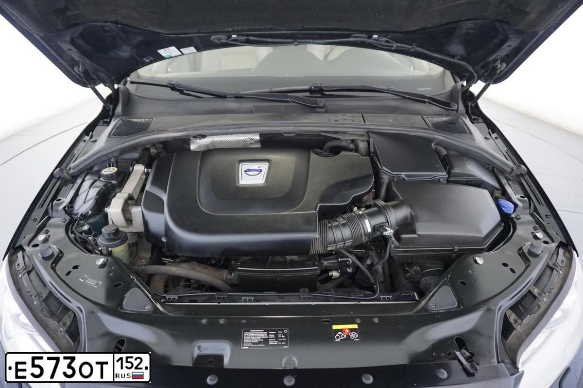 Фото автомобиля VOLVO XC70, 2011 — госномер Е573ОТ152. Цвет: ЧЕРНЫЙ
