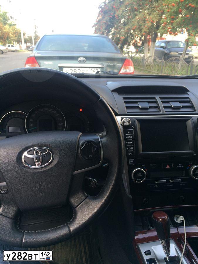 Фото автомобиля TOYOTA CAMRY, 2002 — госномер У282ВТ142. Цвет: ЗЕЛЕНЫЙ