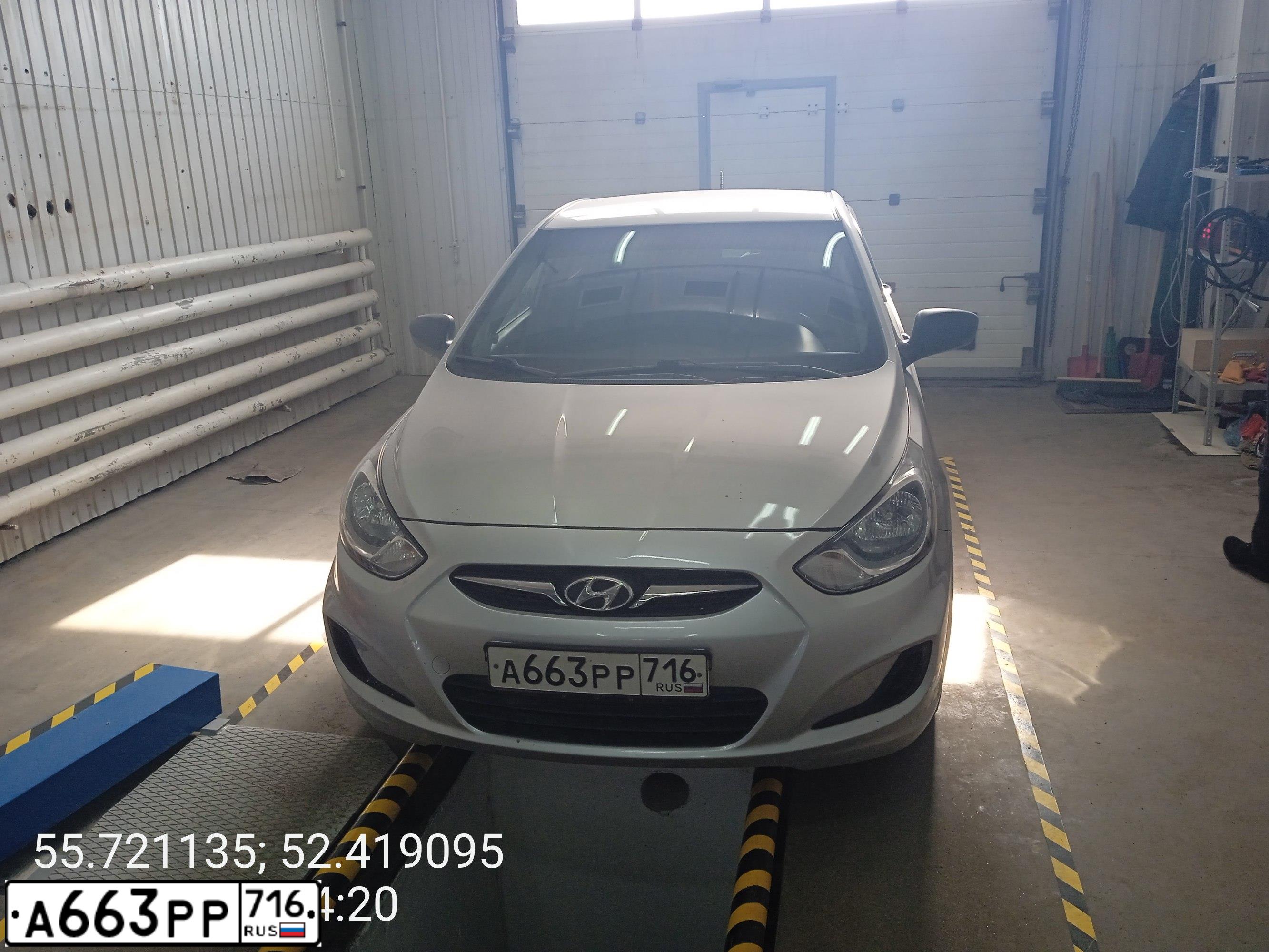 Фото автомобиля HYUNDAI SOLARIS, 2014 — госномер А663РР716. Цвет: СЕРЕБРИСТЫЙ